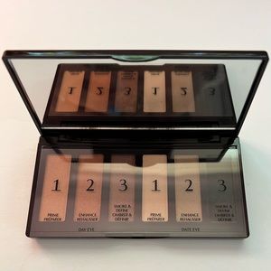 NEW! IN BOX! Charlotte Tilbury The Super Nudes Easy Eye Palette